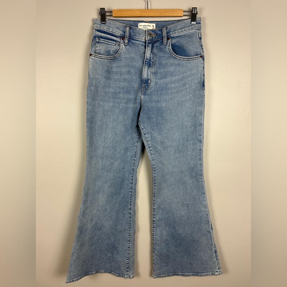 ABERCROMBIE The Flare Ultra High Rise Blue Size 10 Short Light Wash Stretch Boho